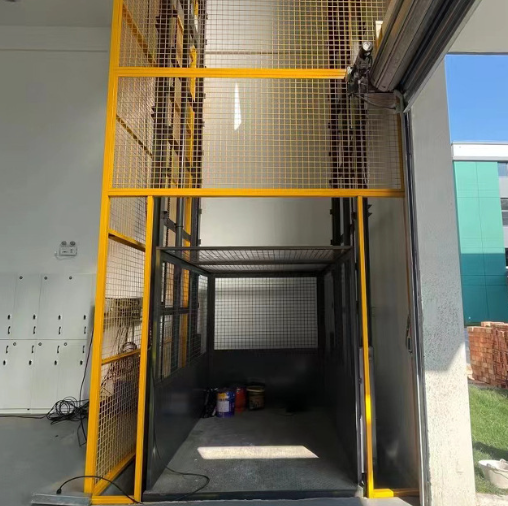 屏南导轨式升降机助力物流园破解运输难题